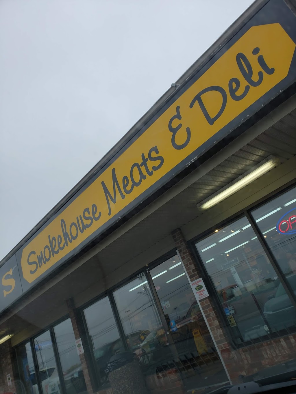 2 Boys Smokehouse & Deli | 984 Cole Harbour Rd, Dartmouth, NS B2V 1E7, Canada | Phone: (902) 435-6990