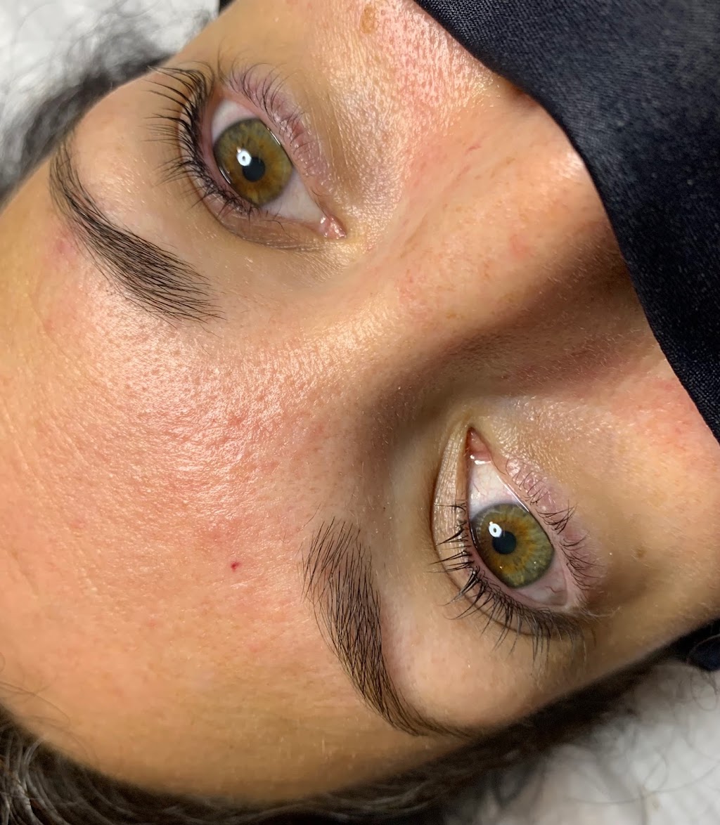 Lash & Brow Room | 592 Winterburg Walk, Waterloo, ON N2V 2M8, Canada | Phone: (519) 590-0063