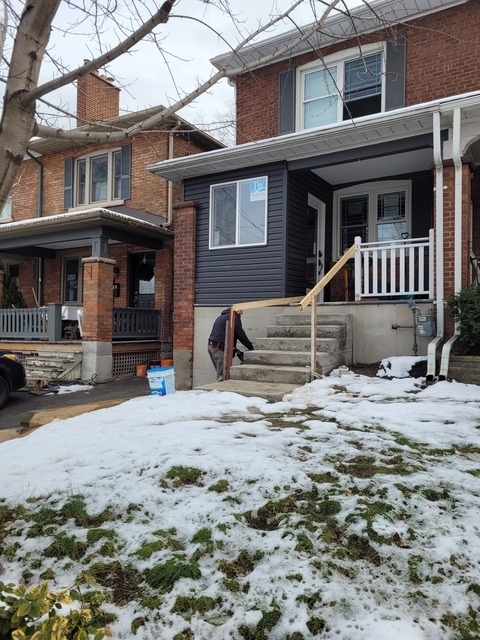 Danforth RD Roofing Installers & Contracting Ltd | 3291 Kingston Rd, Scarborough, ON M1M 1P9, Canada | Phone: (437) 259-2273
