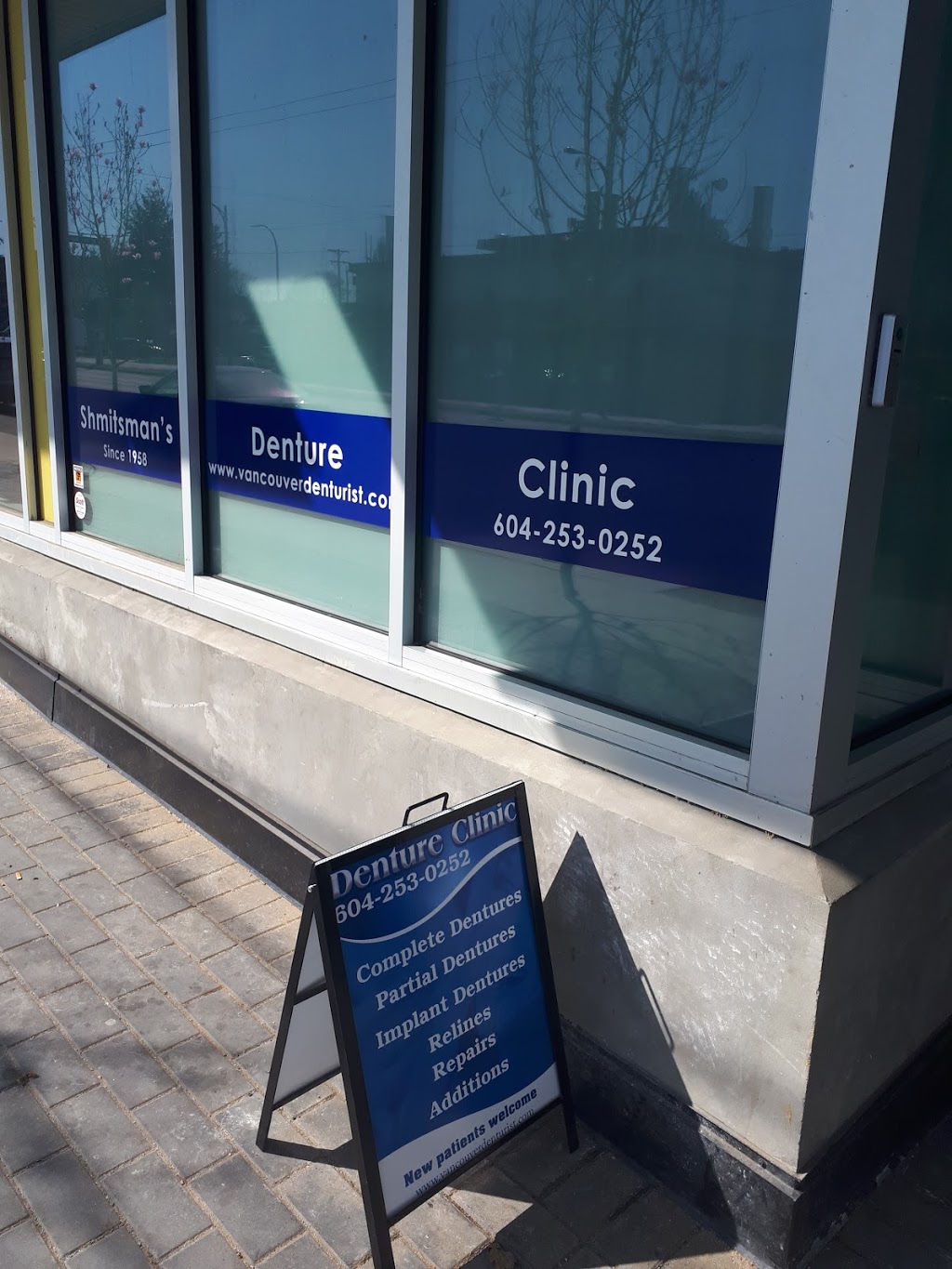 Shmitsmans Denture Clinic | 1623 Renfrew St, Vancouver, BC V5K 4E1, Canada | Phone: (604) 253-0252