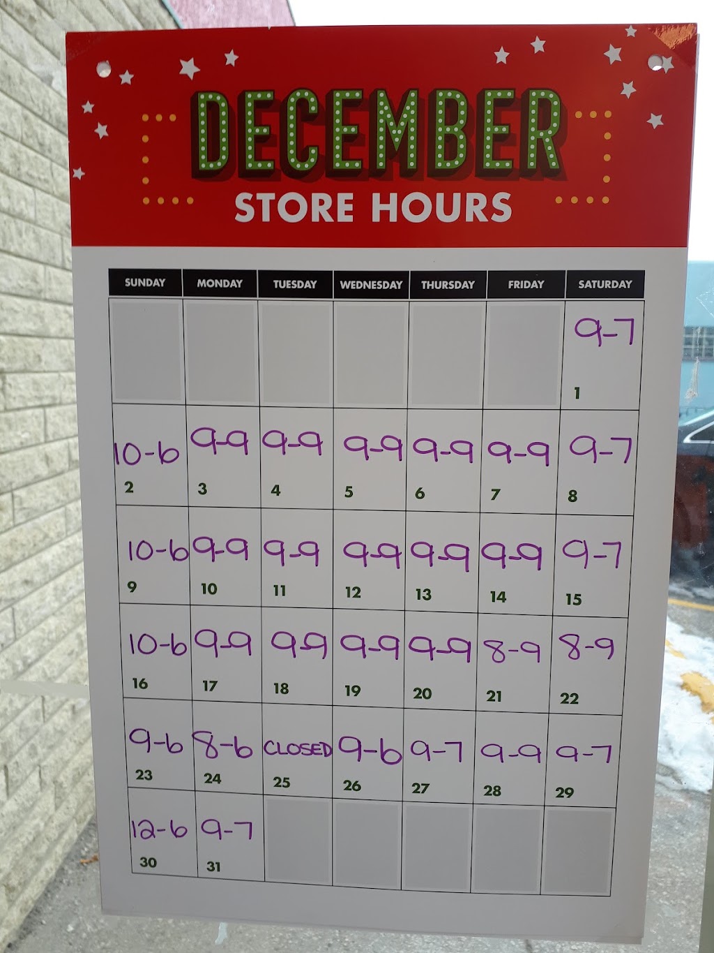 Red Apple Store | 46 Centre St, Gimli, MB R0C 1B0, Canada | Phone: (204) 642-7851
