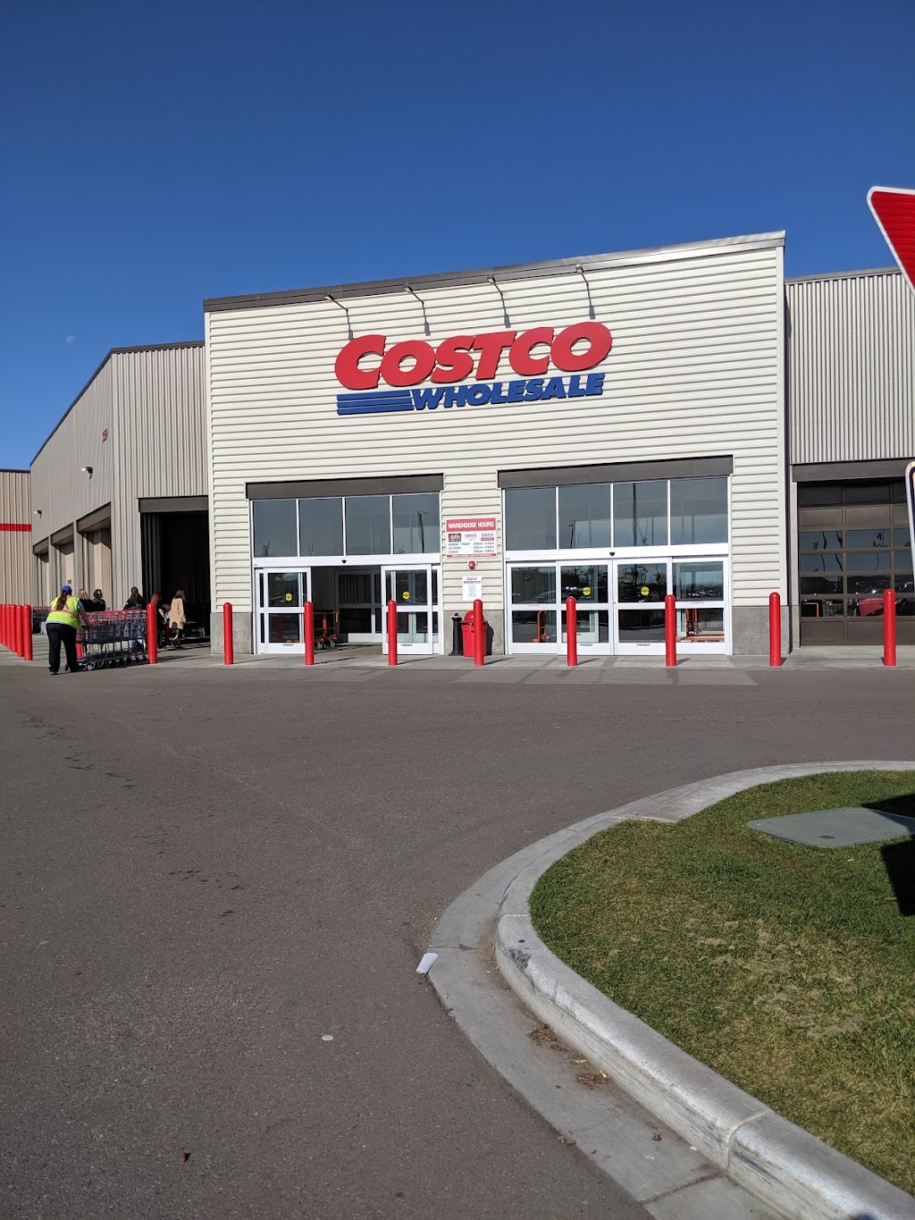 Costco Gas Station | 2584 46 Ave E, Edmonton International Airport, AB T9E 1K2, Canada | Phone: (825) 319-2061