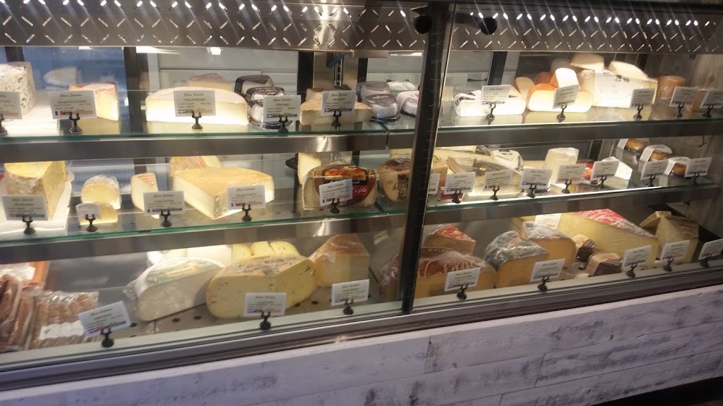 Boulangerie Bonjour | 8608 99 St NW, Edmonton, AB T6E 3T8, Canada | Phone: (780) 433-5924