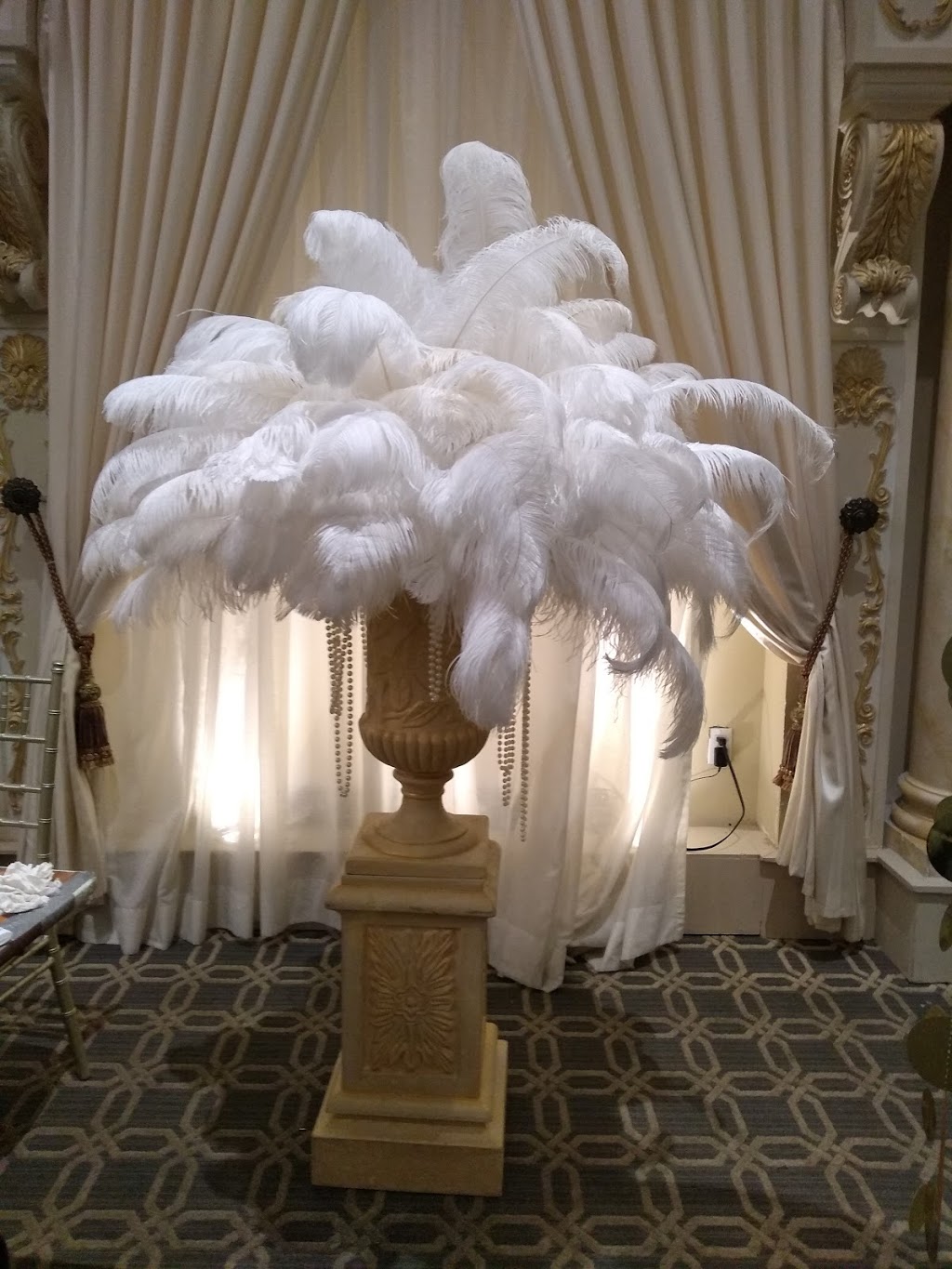 Chair Cover King | 2009 Lawrence Ave W #9, York, ON M9N 3V2, Canada | Phone: (416) 241-3364