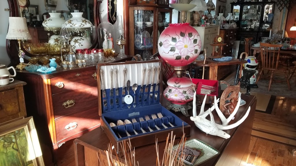 Neustadt Bear Auctions | 529 Mill St, Neustadt, ON N0G 2M0, Canada | Phone: (519) 799-5324
