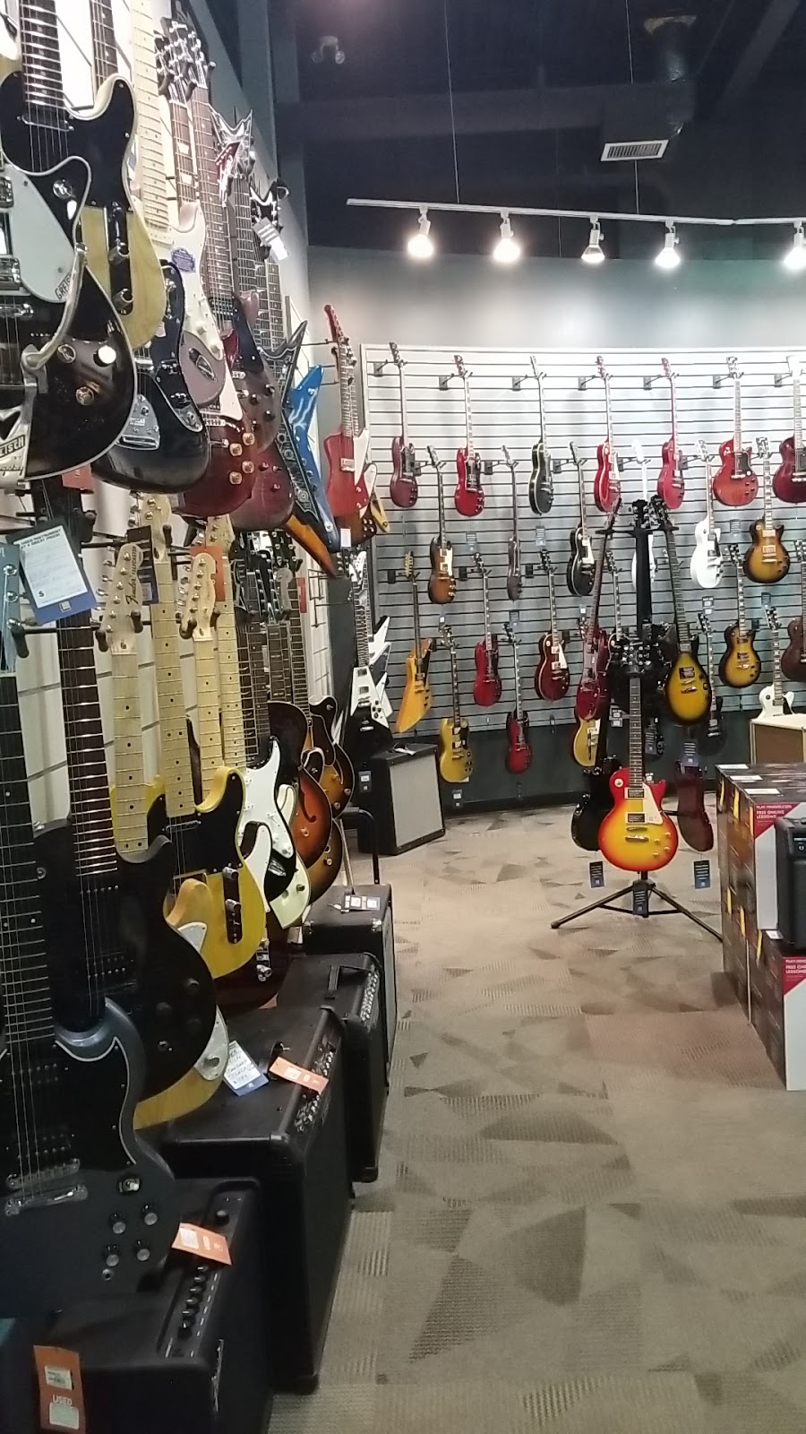 Long & McQuade Musical Instruments | 3404 5 Ave NE, Calgary, AB T2A 5N8, Canada | Phone: (403) 245-3725
