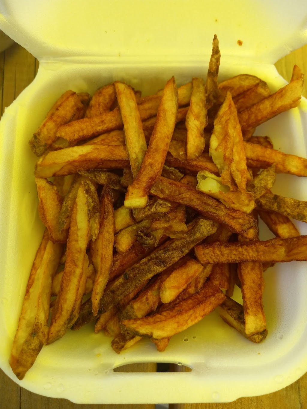 SunnySide Diner | QC-132, Kahnawake, QC J0L 1B0, Canada | Phone: (450) 635-7983