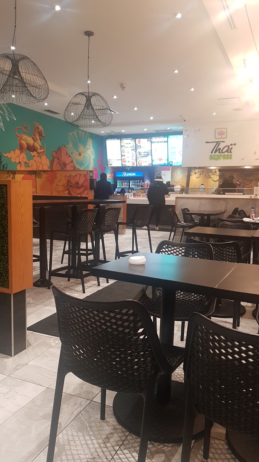 Thai Express Restaurant Trois-Rivières | 3700 Bd des Forges, Trois-Rivières, QC G8Y 4R2, Canada | Phone: (819) 374-0123