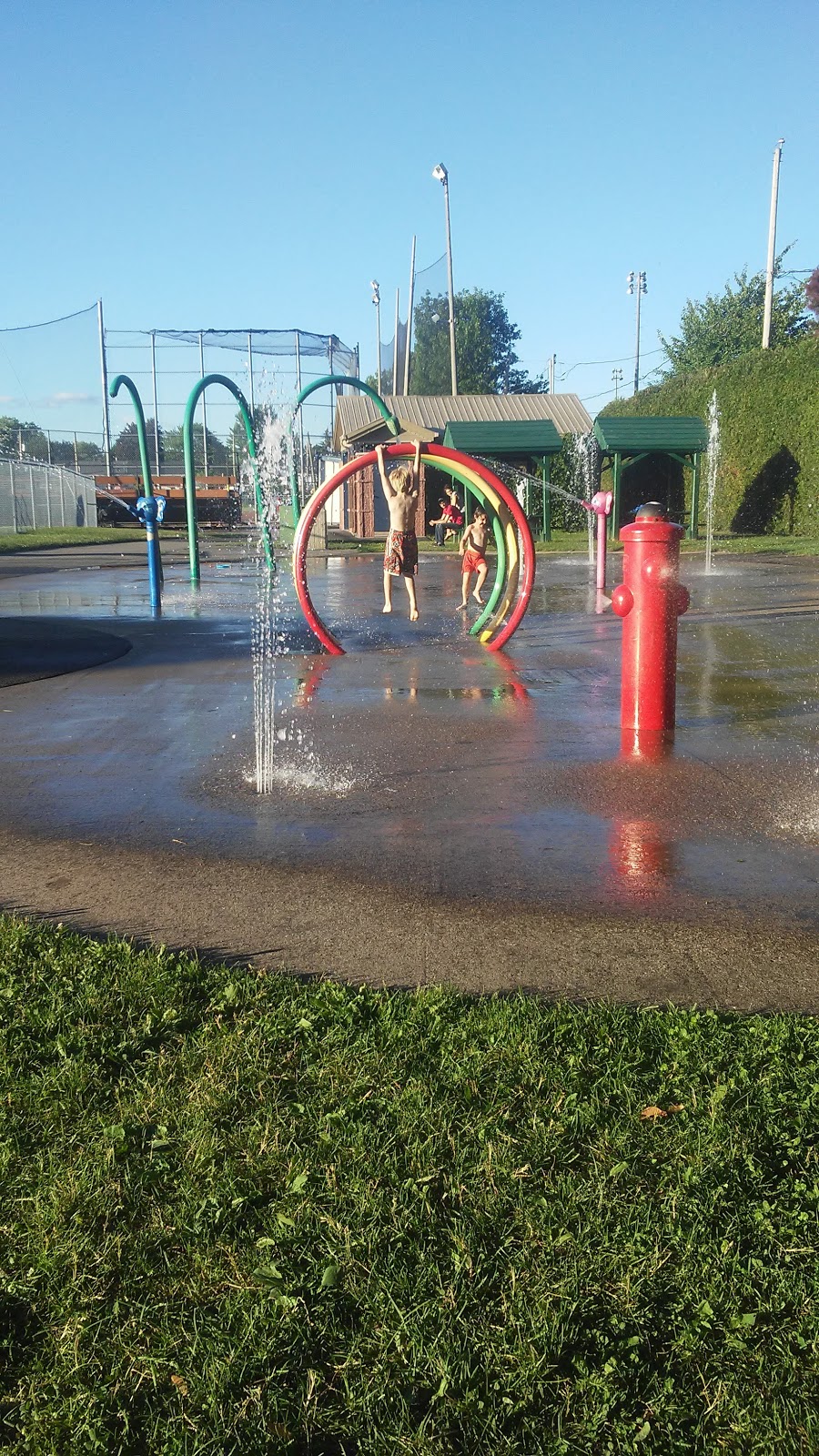 PARC PELLERIN (Tennis, Baseball et Piscine) | 76 Rue Péladeau, Boisbriand, QC J7G 1M5, Canada