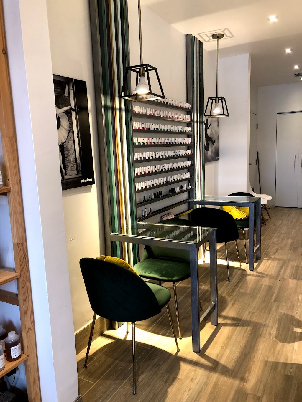 Salon Yetmir | 727 Gardiners Rd, Kingston, ON K7M 3Y5, Canada | Phone: (613) 542-2577
