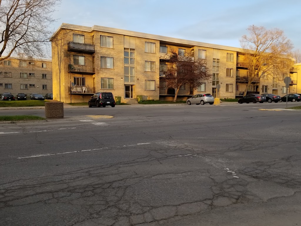 Door Master | 11649 Bd Sainte-Colette #2, Montréal-Nord, QC H1G 4T9, Canada | Phone: (888) 808-2696