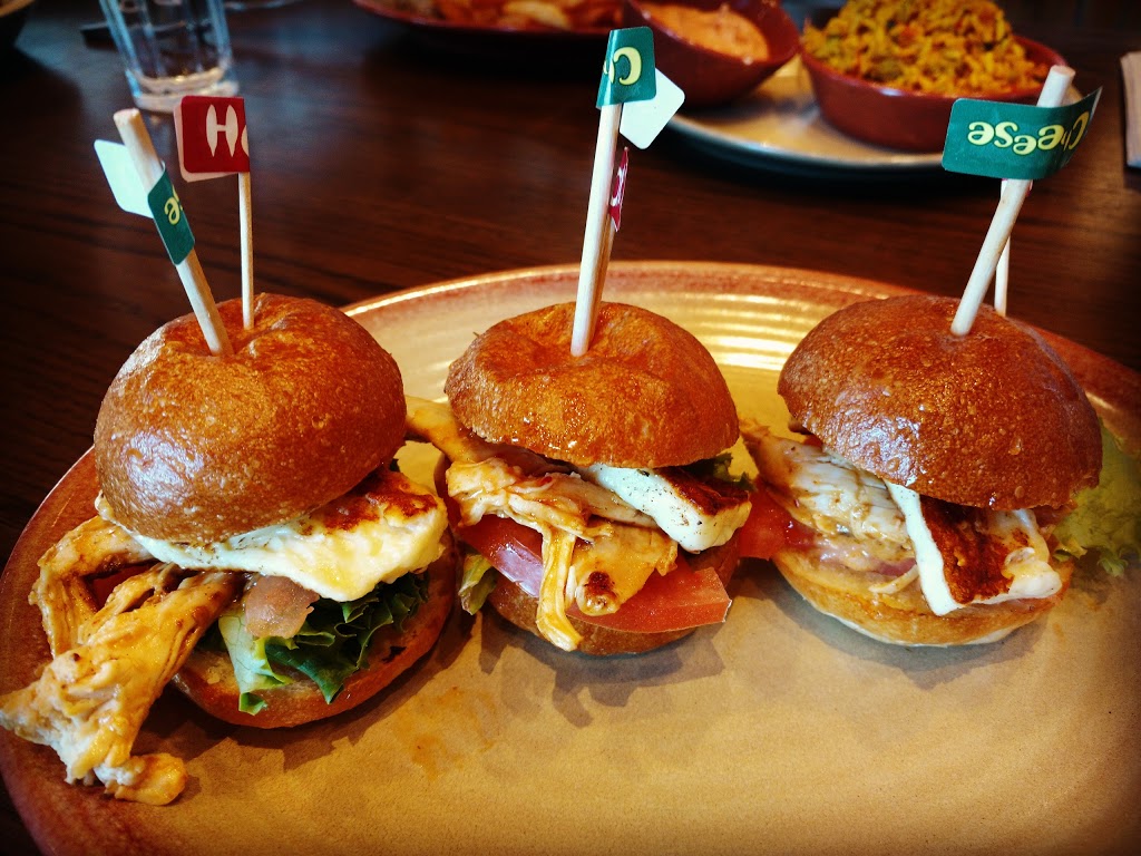 Nandos Kitchener | 569 Fairway Rd S Unit M1, Kitchener, ON N2C 1X4, Canada | Phone: (519) 896-7374