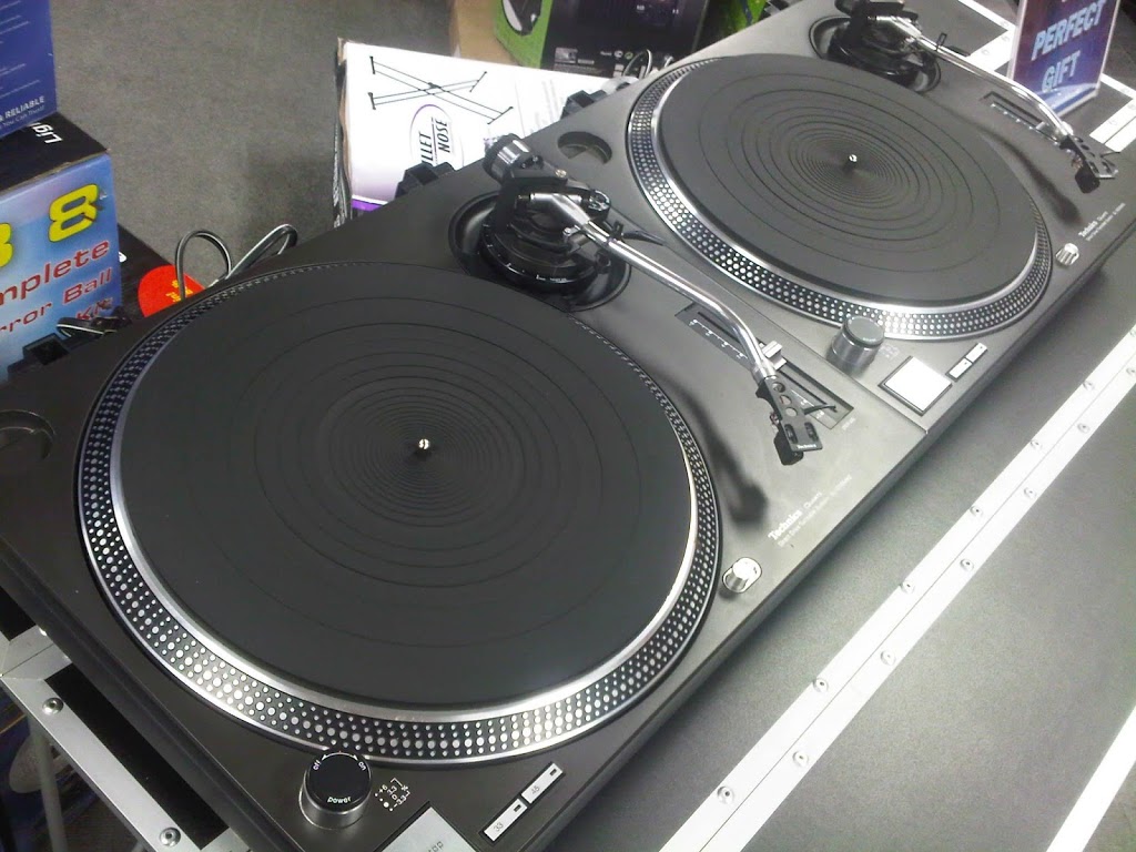 DJ DEPOT | 2074 Steeles Ave E Unit 20, Brampton, ON L6T 4Z9, Canada | Phone: (905) 792-9578