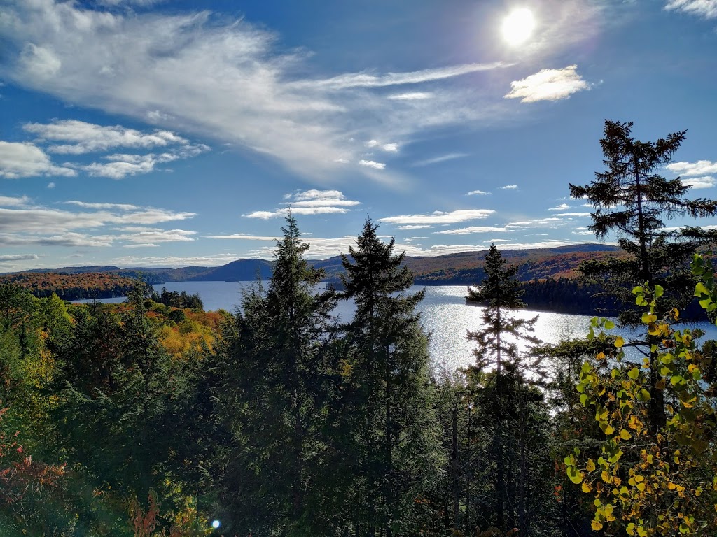 Geos Spa Sacacomie | 4000 Chemin Yvon-Plante, Saint-Alexis-des-Monts, QC J0K 1V0, Canada | Phone: (877) 865-4367