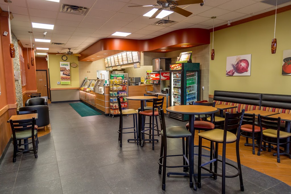 Subway | 650 Woodlawn Rd W, Guelph, ON N1K 1B8, Canada | Phone: (519) 826-5995
