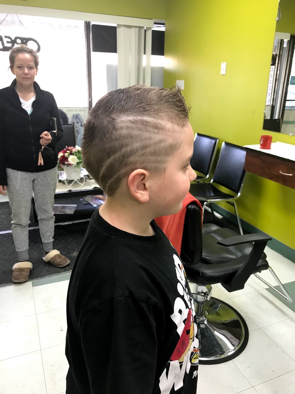 Amandas Beauty Salon | 398 Edison Ave, Winnipeg, MB R2G 0L8, Canada | Phone: (204) 338-1123