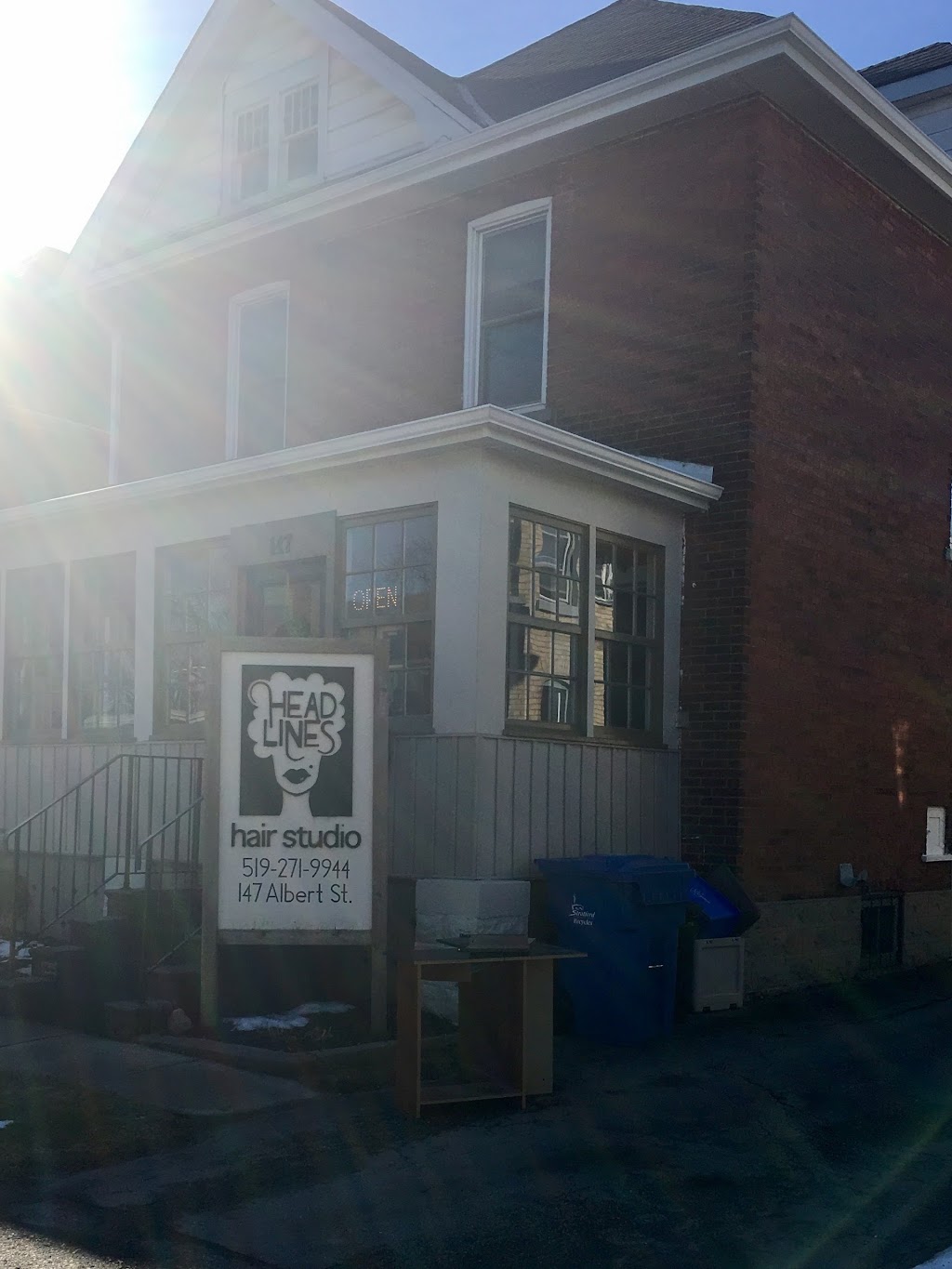 Headlines Hair Studio | 147 Albert St, Stratford, ON N5A 3K5, Canada | Phone: (519) 271-9944