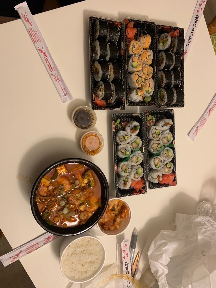 Miga Japanese and Korean Restaurant 미가 | 3101 #1B, Kingsway Dr, Kitchener, ON N2C 2M5, Canada | Phone: (519) 894-1189