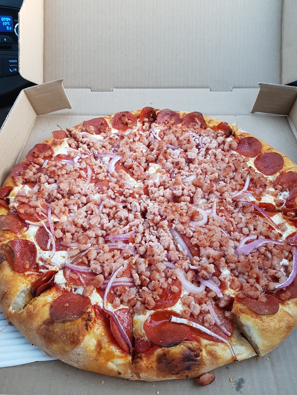 Harry & Gingers Pizza | 281 Pefferlaw Rd, Pefferlaw, ON L0E 1N0, Canada | Phone: (705) 437-1002