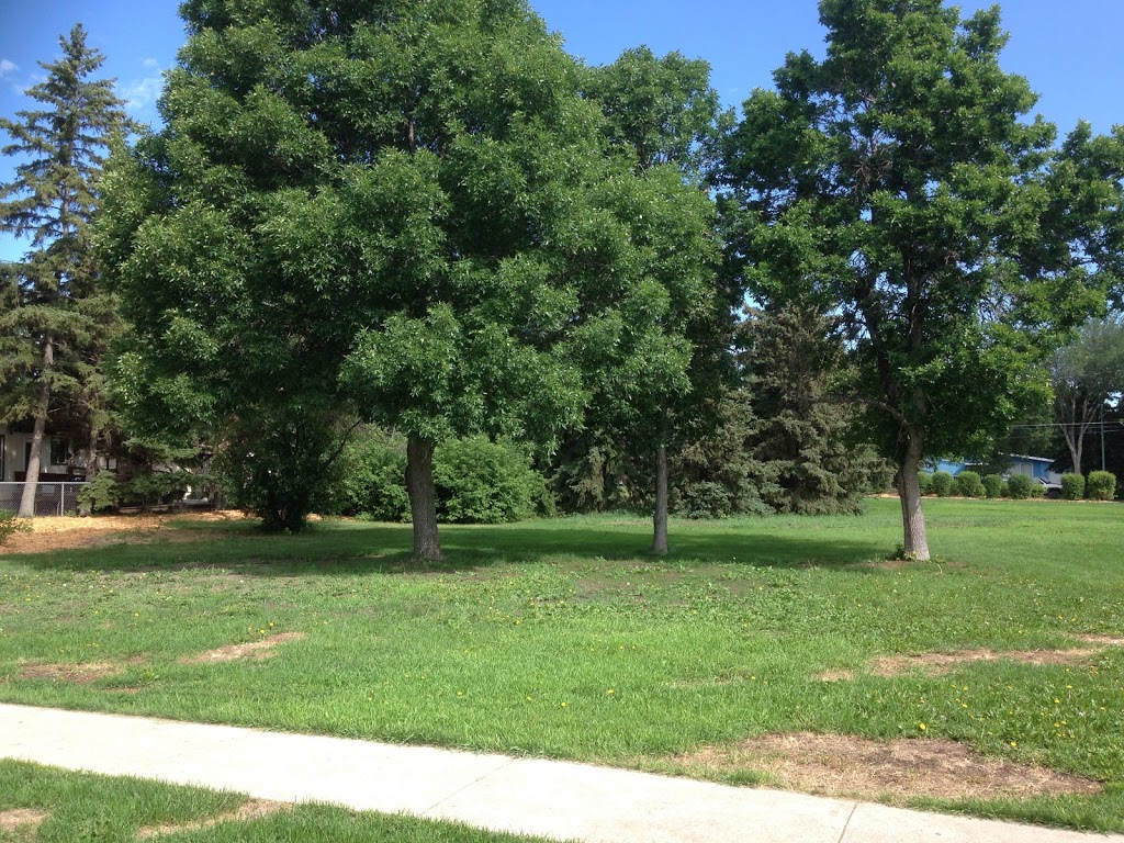 Munroe park | 31 Gardiner Ave, Regina, SK S4S 4P5, Canada | Phone: (306) 777-7000
