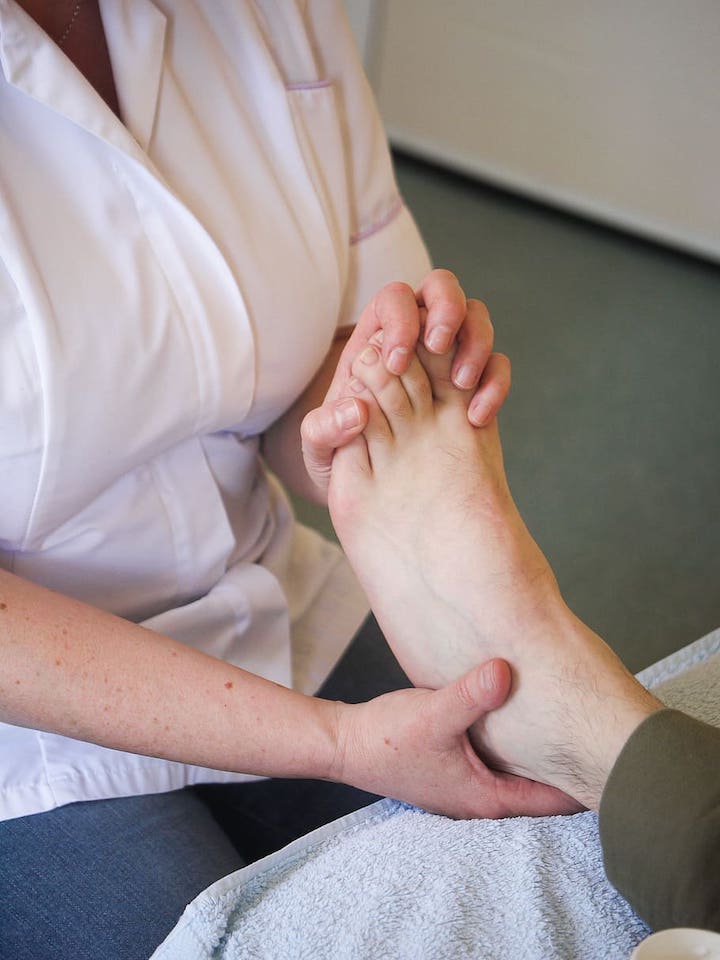 Soins elle et lui | 2389 Rue Principale O suite 130, Magog, QC J1X 0J4, Canada | Phone: (819) 868-9797