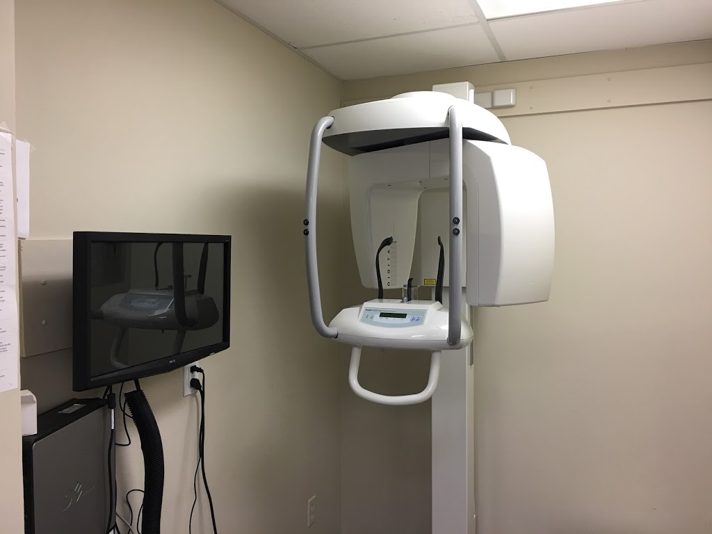 Dr. Sehgals Dental Office | 40 Finchgate Blvd #206, Brampton, ON L6T 3J1, Canada | Phone: (905) 792-2306