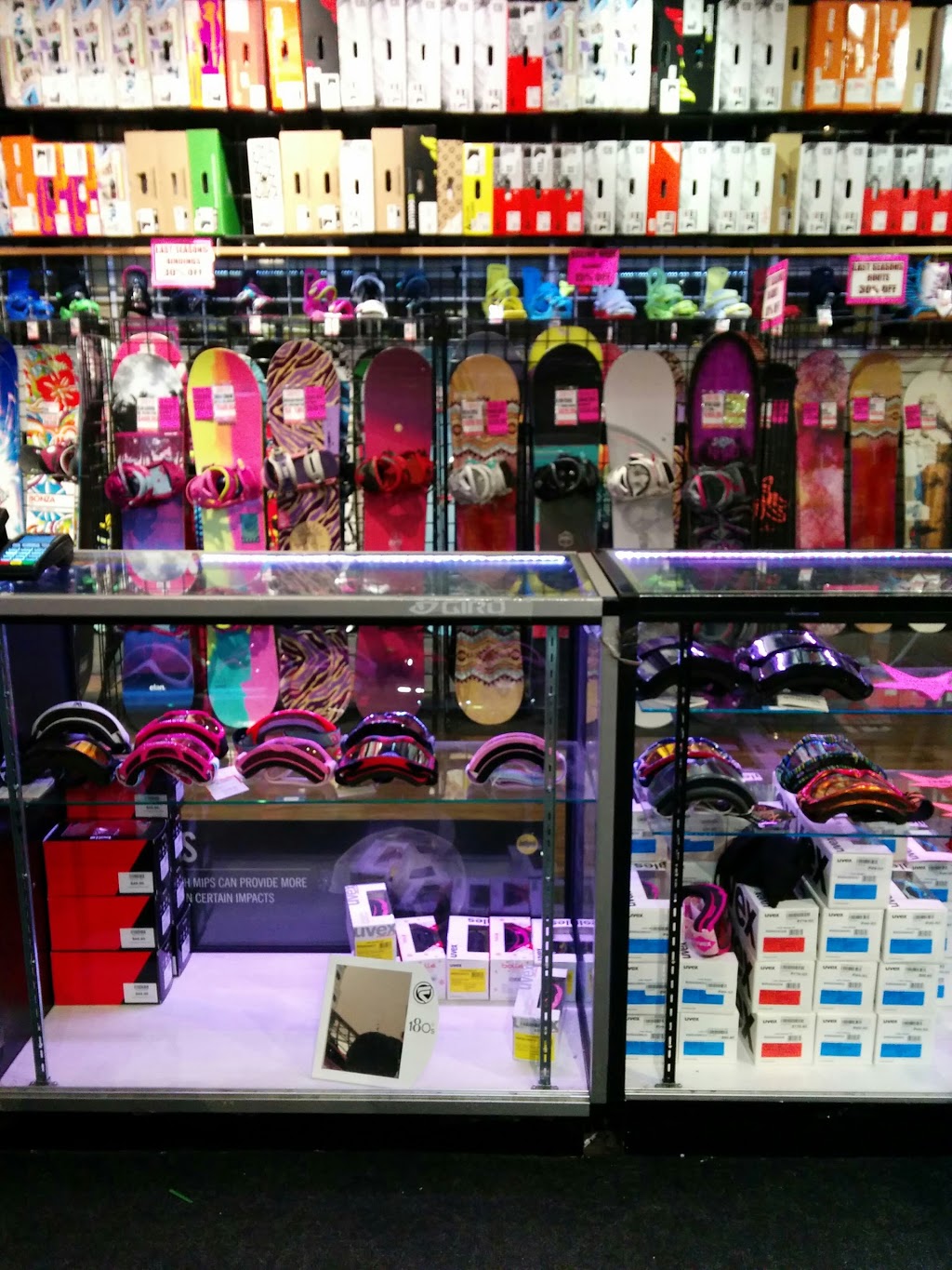 West Coast Sports | 1675 W 4th Ave, Vancouver, BC V6J 1L8, Canada | Phone: (604) 732-4810