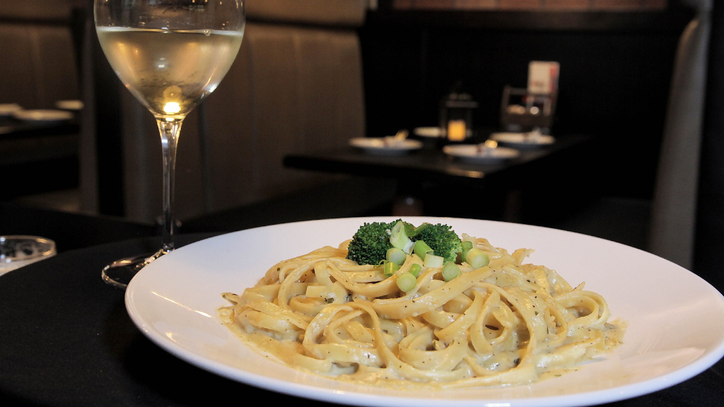 Als Pizza & Steakhouse | Ranchlands Square, 735 Ranchlands Blvd NW, Calgary, AB T3G 2C5, Canada | Phone: (403) 241-2555