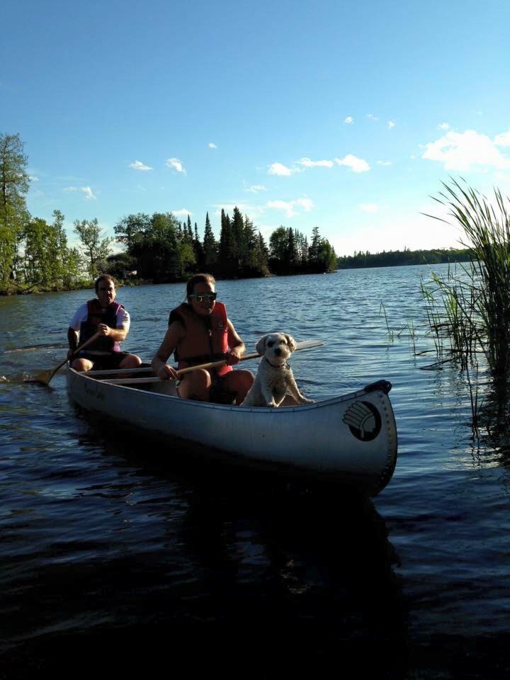 Riverview Lodge | Eleanor Lake Whiteshell Provincial Park, Seven Sisters Falls, MB R0E 1Y0, Canada | Phone: (204) 348-7607