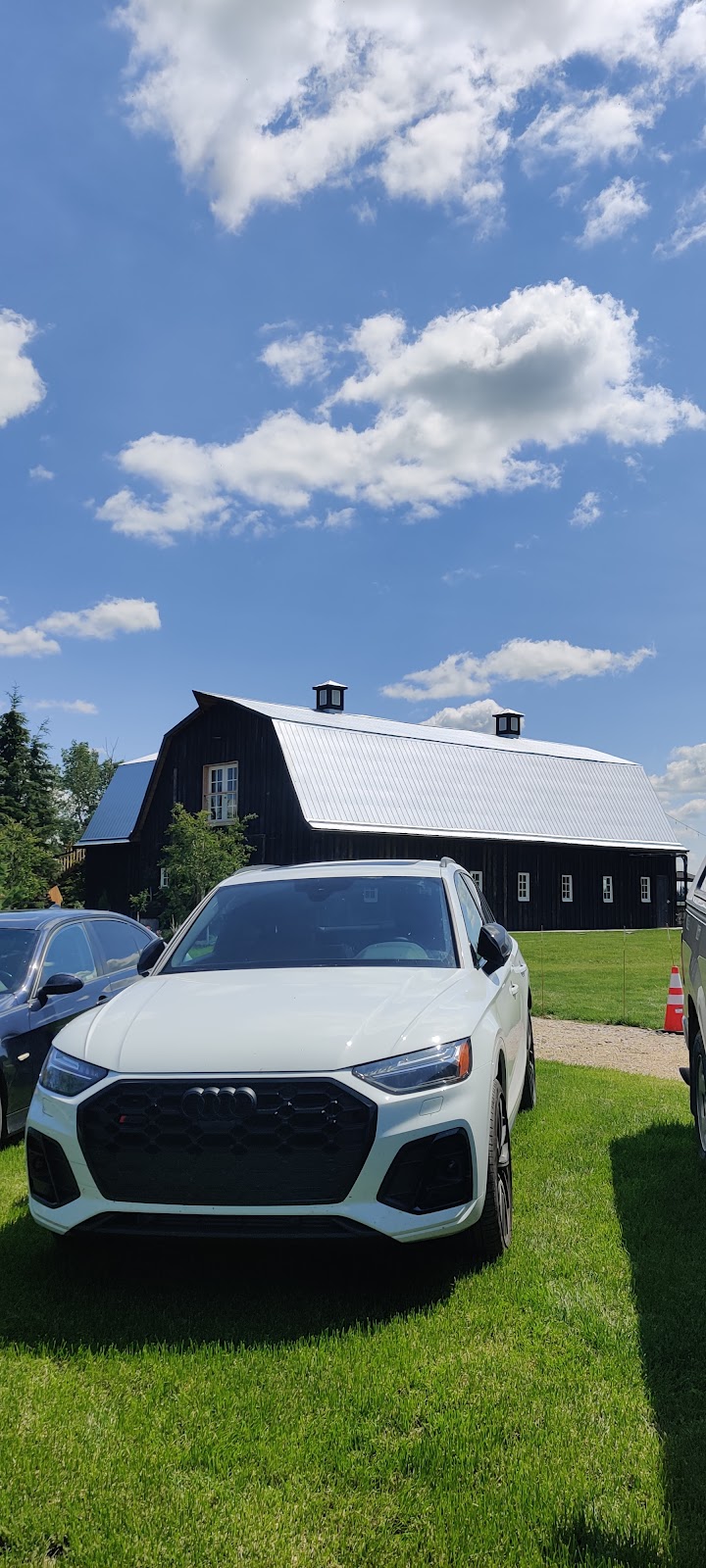 Black Barn | 265055 TWP RD 472A 10, AB T0C 1Z0, Canada | Phone: (780) 293-1462