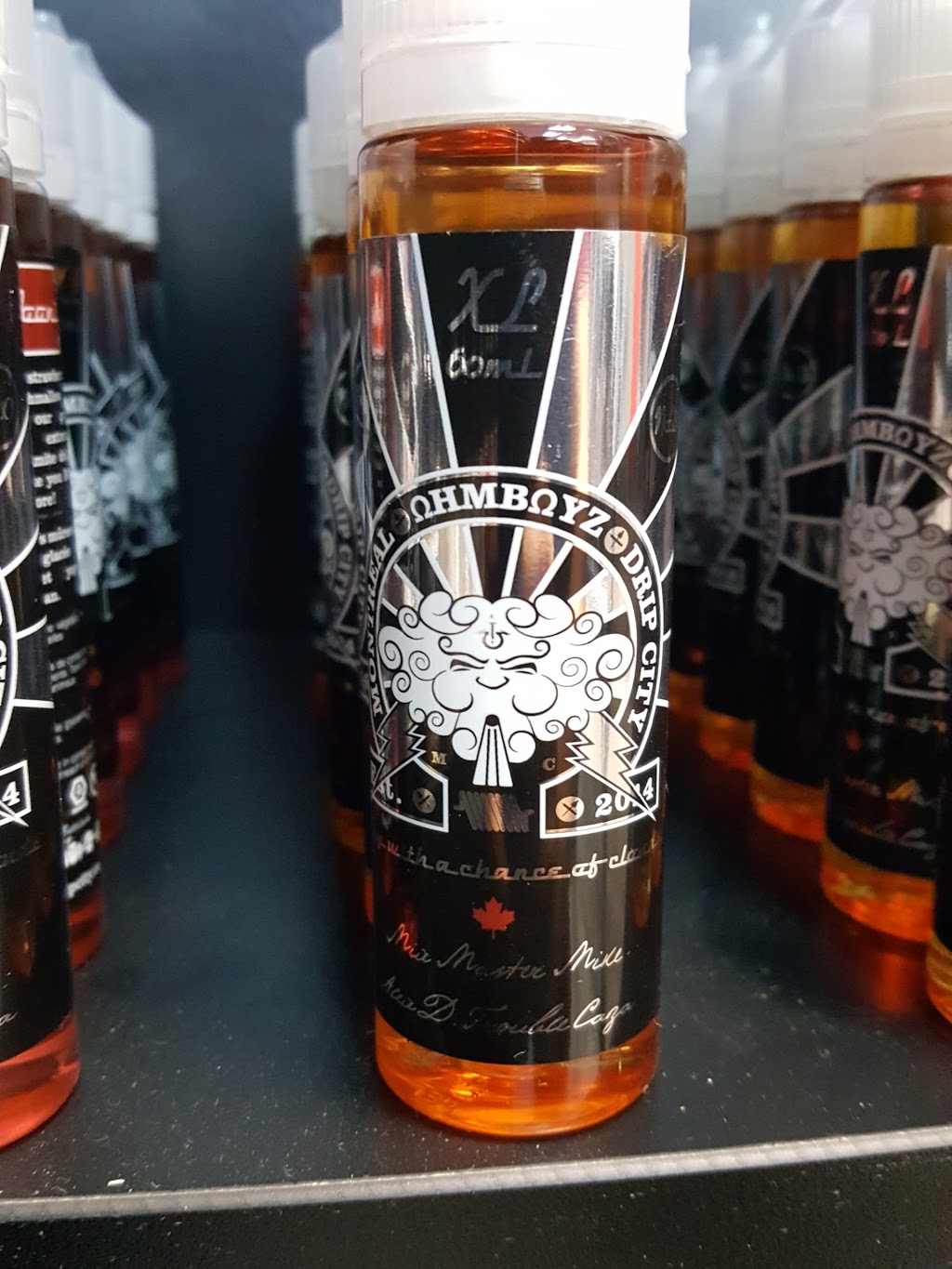 VapeKing Ottawa | 1208 Bank St, Ottawa, ON K1S 3Y1, Canada | Phone: (613) 731-1654