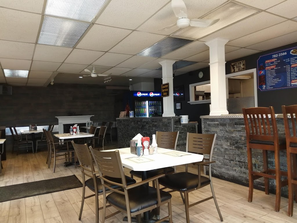 Kozy Kitchen | 1354 Topsail Rd, Paradise, NL A1L 1H6, Canada | Phone: (709) 782-2566