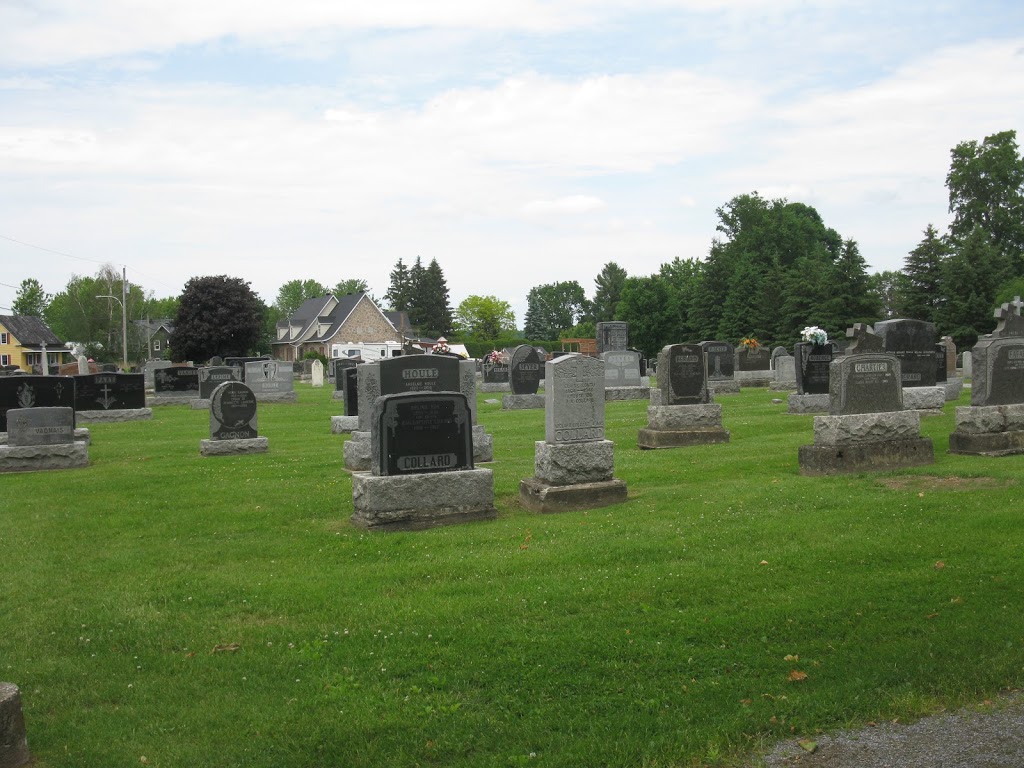Cimetière de Saint-Nazaire-dActon | 320 Rue Principale, Saint-Nazaire-dActon, QC J0H 1V0, Canada | Phone: (819) 392-2845