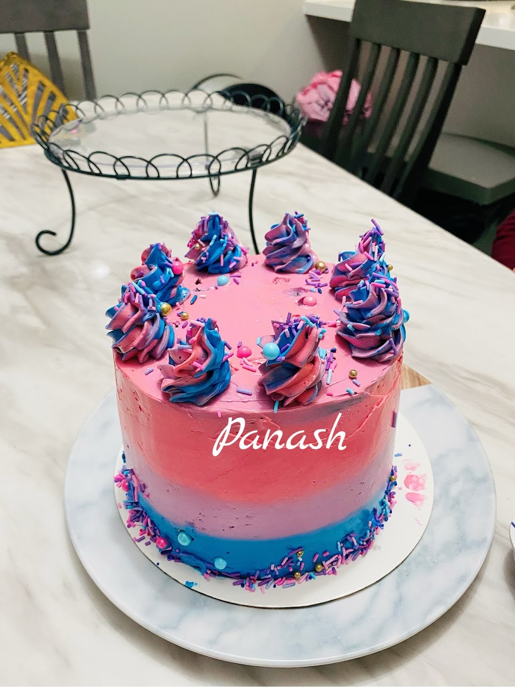 Panash Custom Cakes | 127 Brickyard Way, Brampton, ON L6V 4M2, Canada | Phone: (905) 781-0322