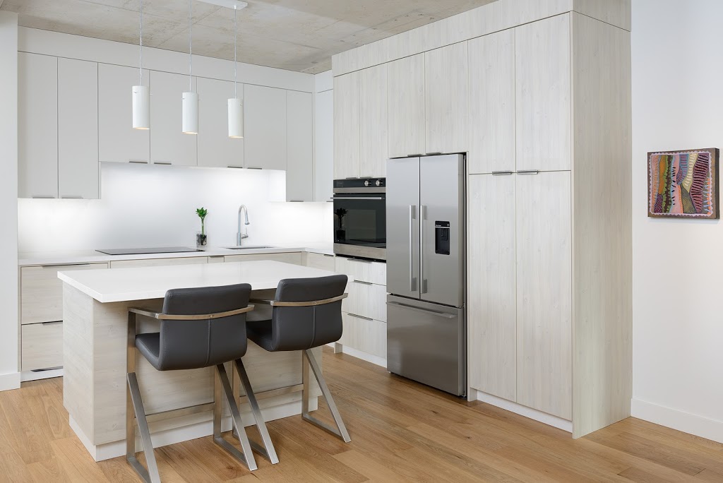 Toronto Custom Concepts Inc (Oakville) | 1236 Speers Rd Unit 14, Oakville, ON L6L 2X4, Canada | Phone: (416) 806-2232