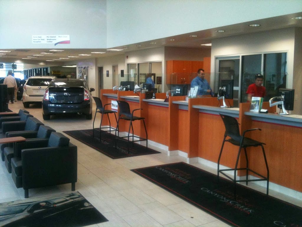 Canyon Creek Toyota | 370 Canyon Meadows Dr SE, Calgary, AB T2J 7C6, Canada | Phone: (403) 278-6066