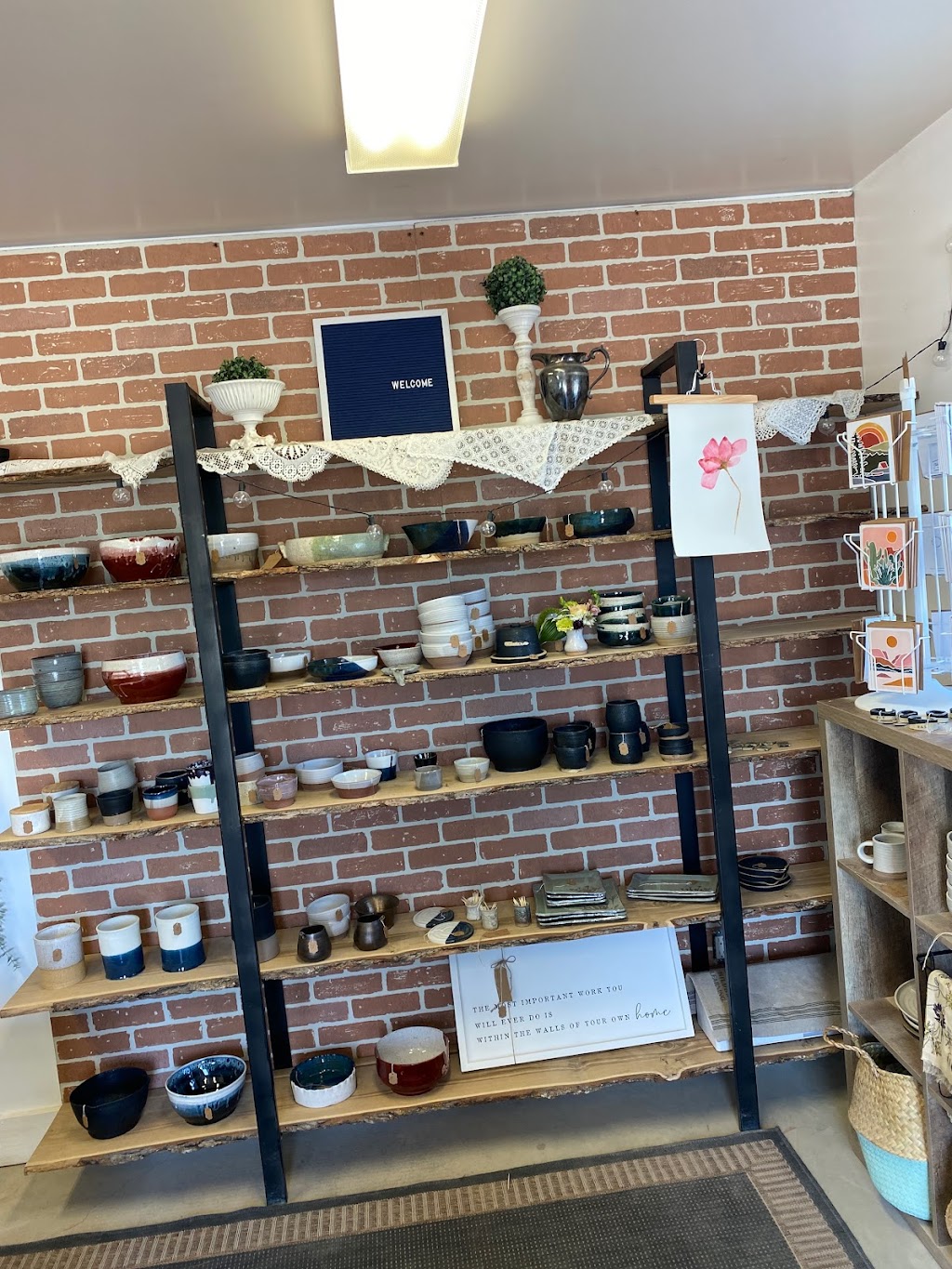 Thistlewood Pottery Studio | 38 Elevator Rd, Whitemouth, MB R0E 2G0, Canada | Phone: (204) 340-7342