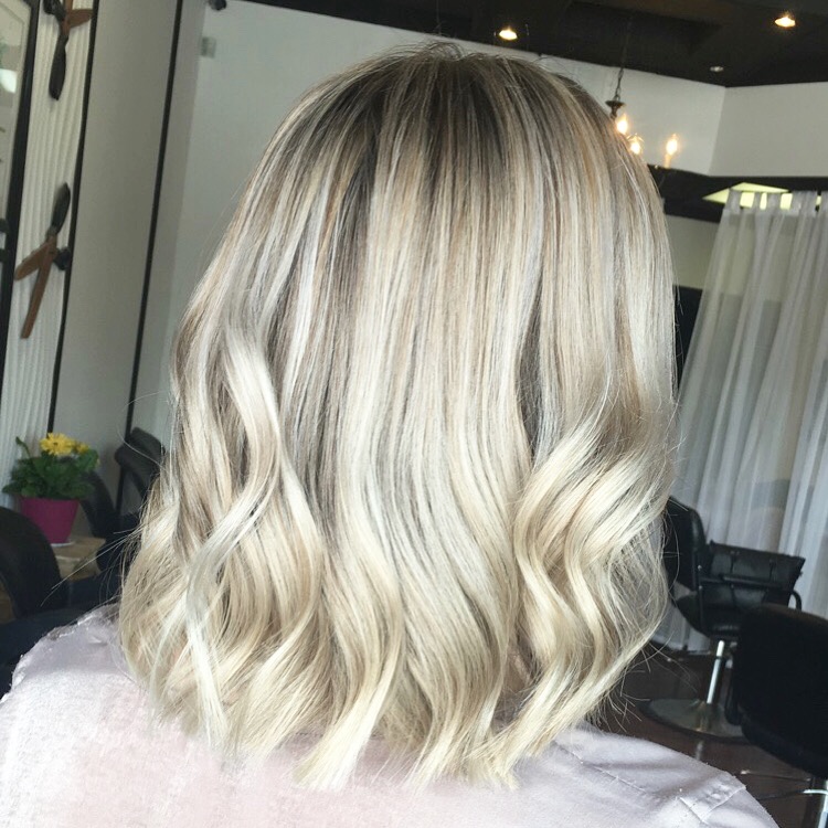 Look Coiffure | 63 Boulevard Saint-Elzéar O, Laval, QC H7M 1E7, Canada | Phone: (450) 668-3958