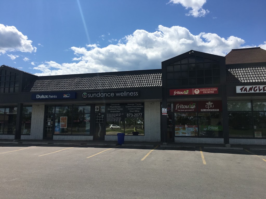 Canadian Pizza Unlimited & Fritou Chicken | 45 Sunmills Dr SE, Calgary, AB T2X 2G6, Canada | Phone: (403) 873-5151