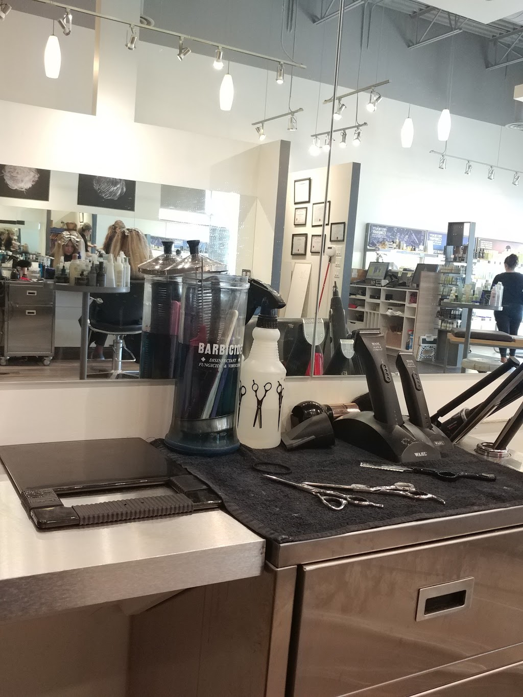 Daniel Christopher Salon | Grasslands South Regina | 4637 Gordon Rd, Regina, SK S4W 0B7, Canada | Phone: (306) 525-4020