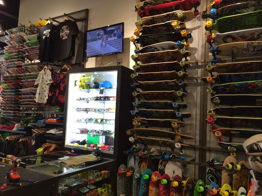 Freeride Boardshop | 525 BC-97, West Kelowna, BC V1Z 4C9, Canada | Phone: (250) 769-1110
