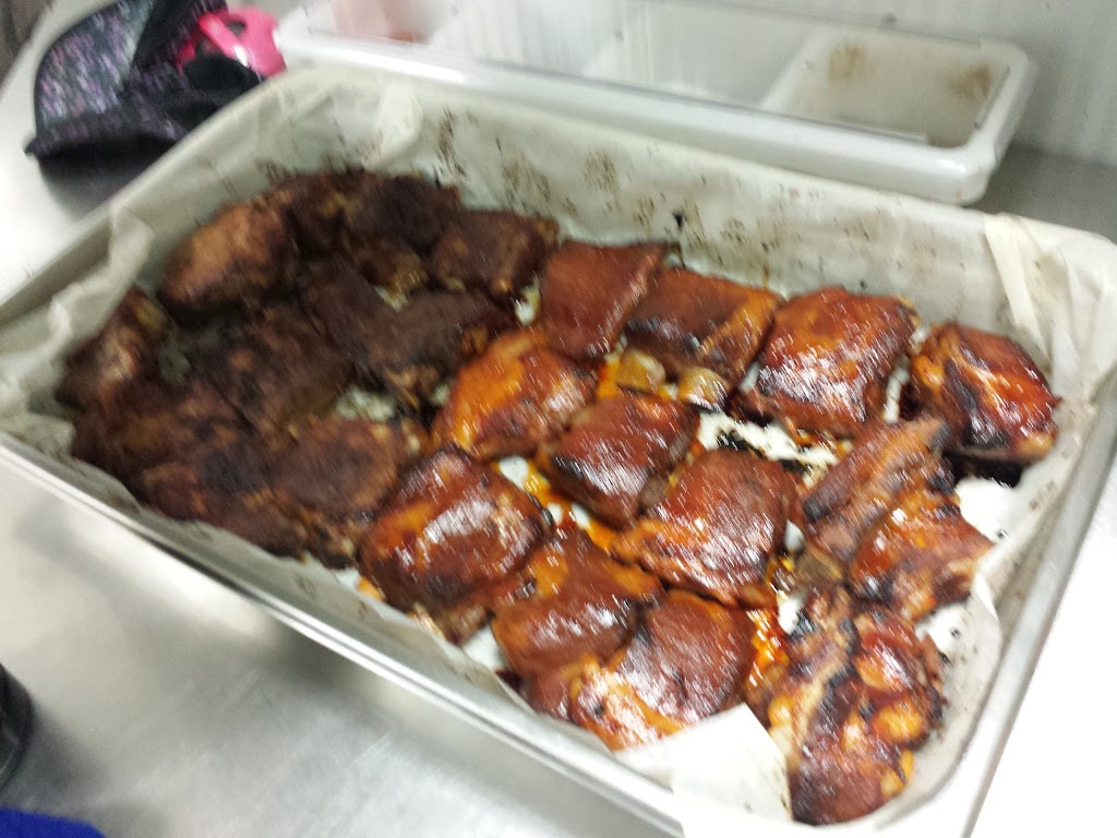 Burrito Caliente & Cater 101 | 5555 Eglinton Ave W e112, Etobicoke, ON M9C 5M1, Canada | Phone: (416) 877-8010