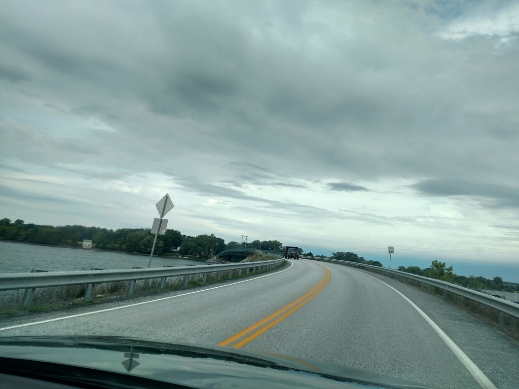 New England Powerboat | 98 Bridge Rd, North Hero, VT 05474, USA | Phone: (802) 372-5131