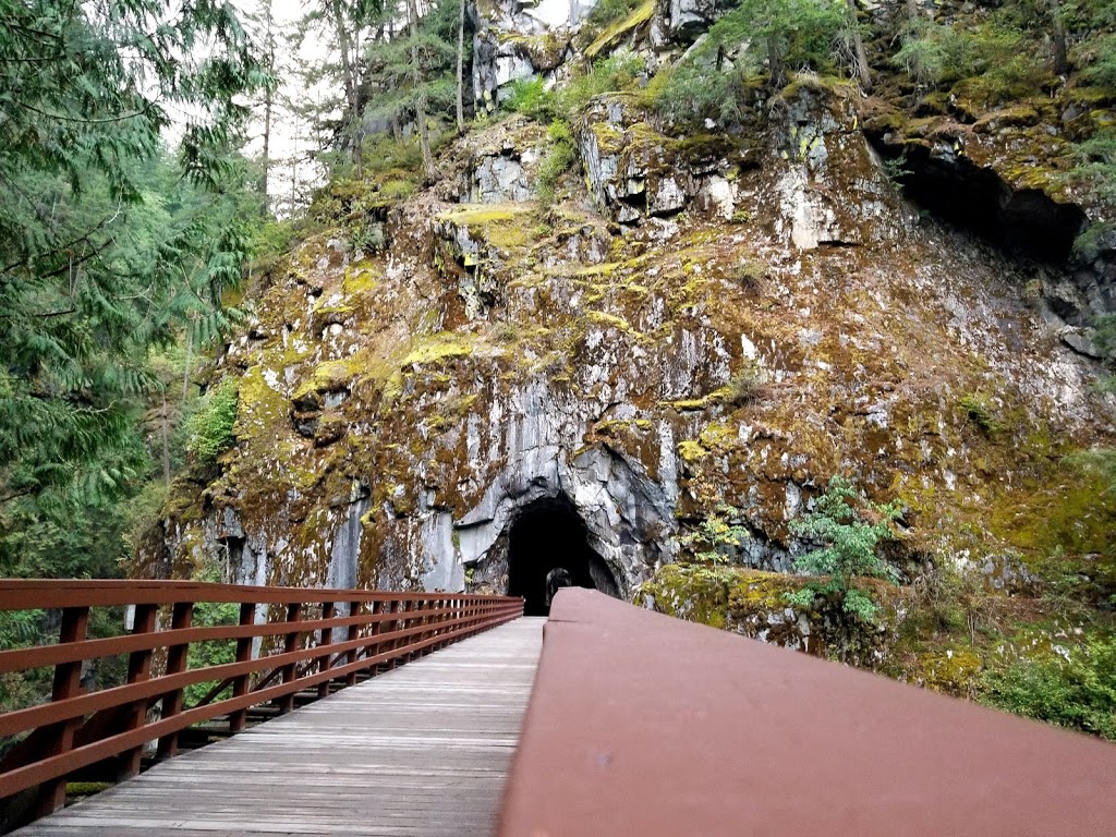 Othello Tunnels Campground & RV Park | campground | 67851 Othello Rd, Hope, BC V0X 1L1, Canada | 6048699448 OR +1 604-869-9448
