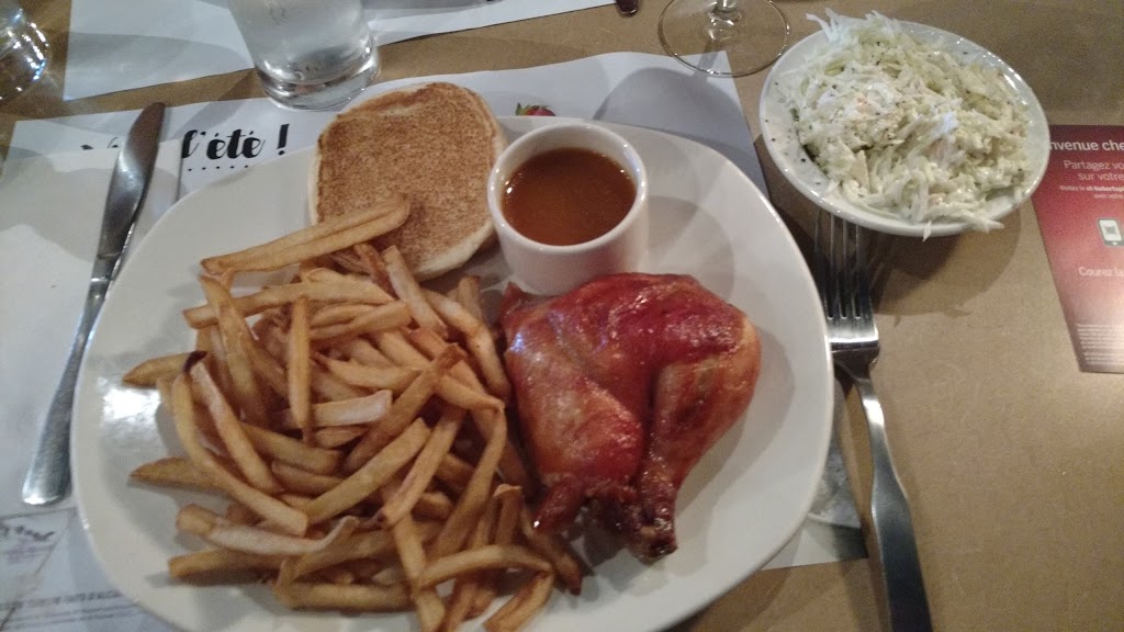 Rôtisserie St-Hubert | 1615 Chemin de la Rivière aux Cerises, Magog, QC J1X 3W3, Canada | Phone: (819) 868-2020