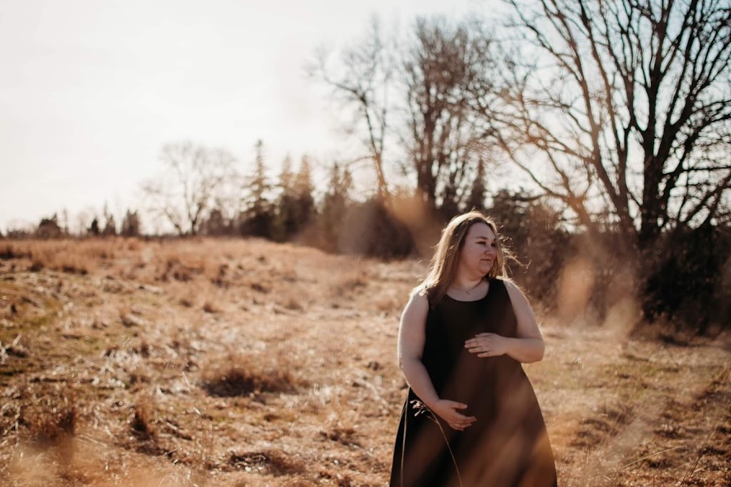 Rose Creations Photography | 84 Triple H Ln, Township Of Horton, ON K7V 3Z6, Canada | Phone: (613) 222-9255
