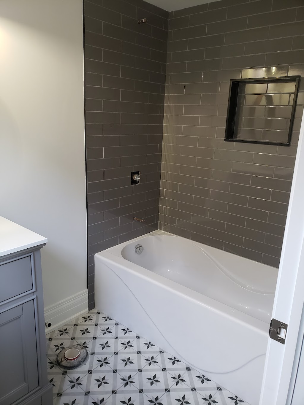 TraingleG Remodeling | 30 Callowhill Dr, Etobicoke, ON M9R 3L2, Canada | Phone: (647) 575-0982