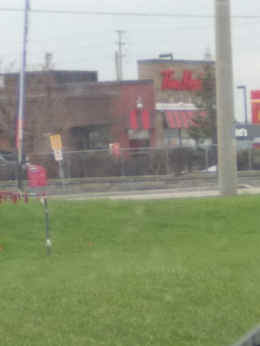 Tim Hortons | 2000 Talbot St West, Windsor, ON N9A 6S4, Canada | Phone: (519) 966-1656