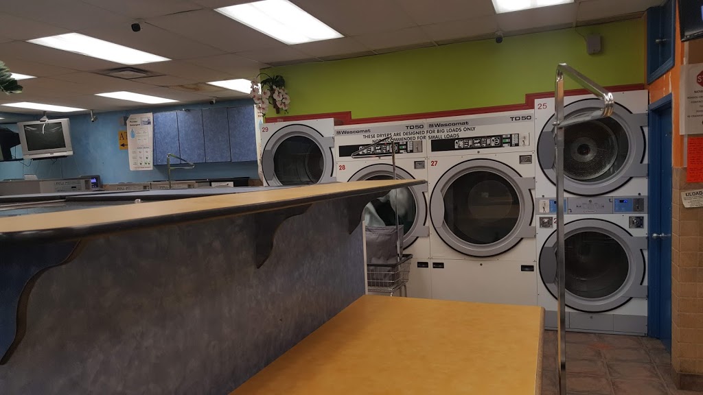 Rainbow Coin Laundry | 100 Halsey Ave, East York, ON M4B 1A9, Canada | Phone: (416) 757-0611