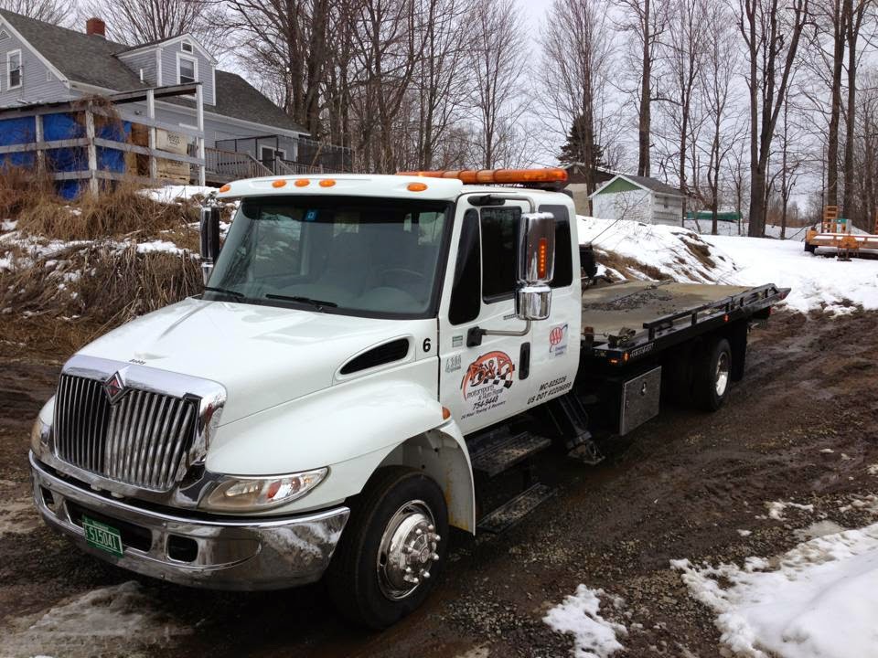 B&B Towing and Recovery / Truck Repair and Tire Center | 1066 Hinman Settler Rd, Brownington, VT 05860, USA | Phone: (802) 754-9448